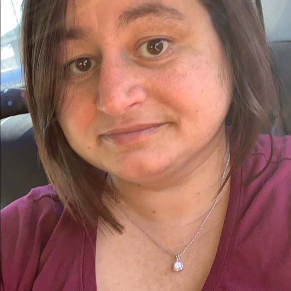 Meet your Posher, Danielle - Picture 1 of 1